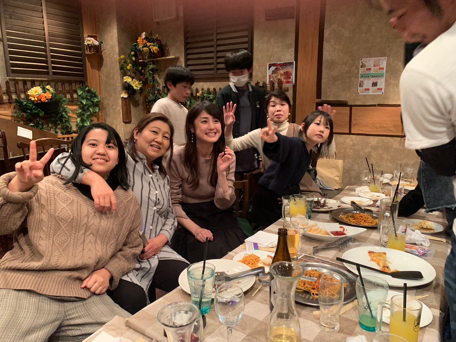 LINE_ALBUM_20231229 忘年会_240109_36