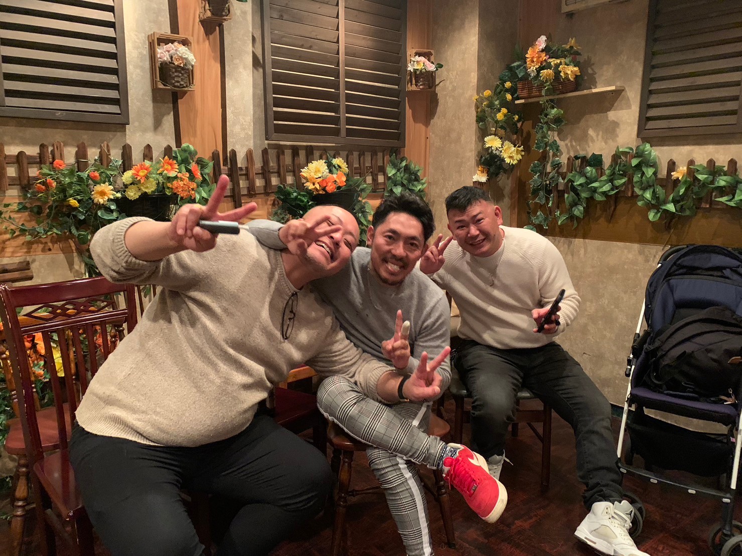 LINE_ALBUM_20231229 忘年会_240109_19