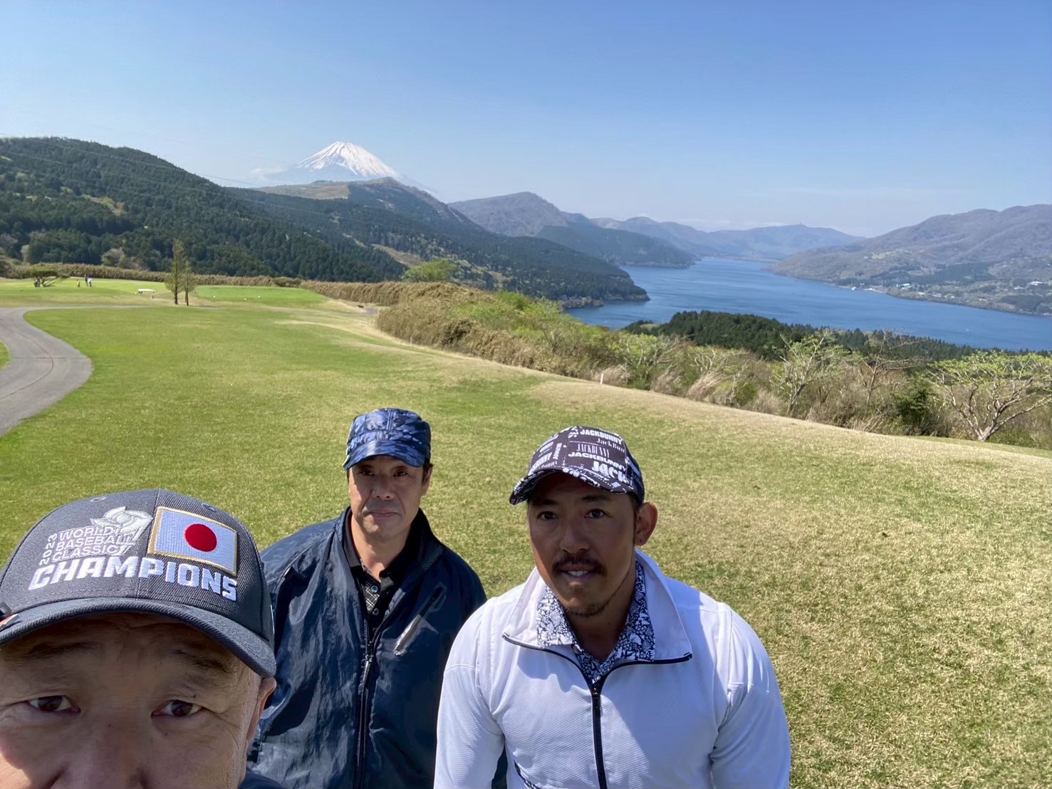 LINE_ALBUM_20250427 社員研修_250707_32